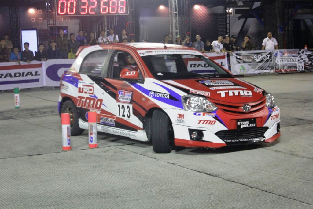 MLDSPOT Auto Gymkhana: Memberikan Peslalom Lokal Kesempatan Memenangkan Kejuaraan Nasional